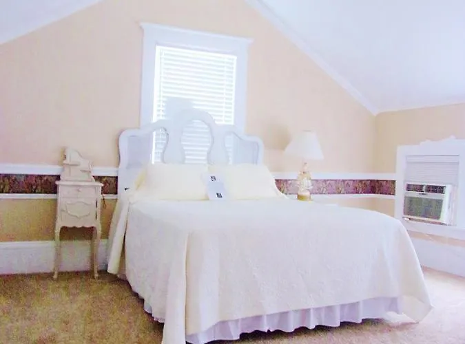 Bed & Breakfast Duchess Downtown Lafayette